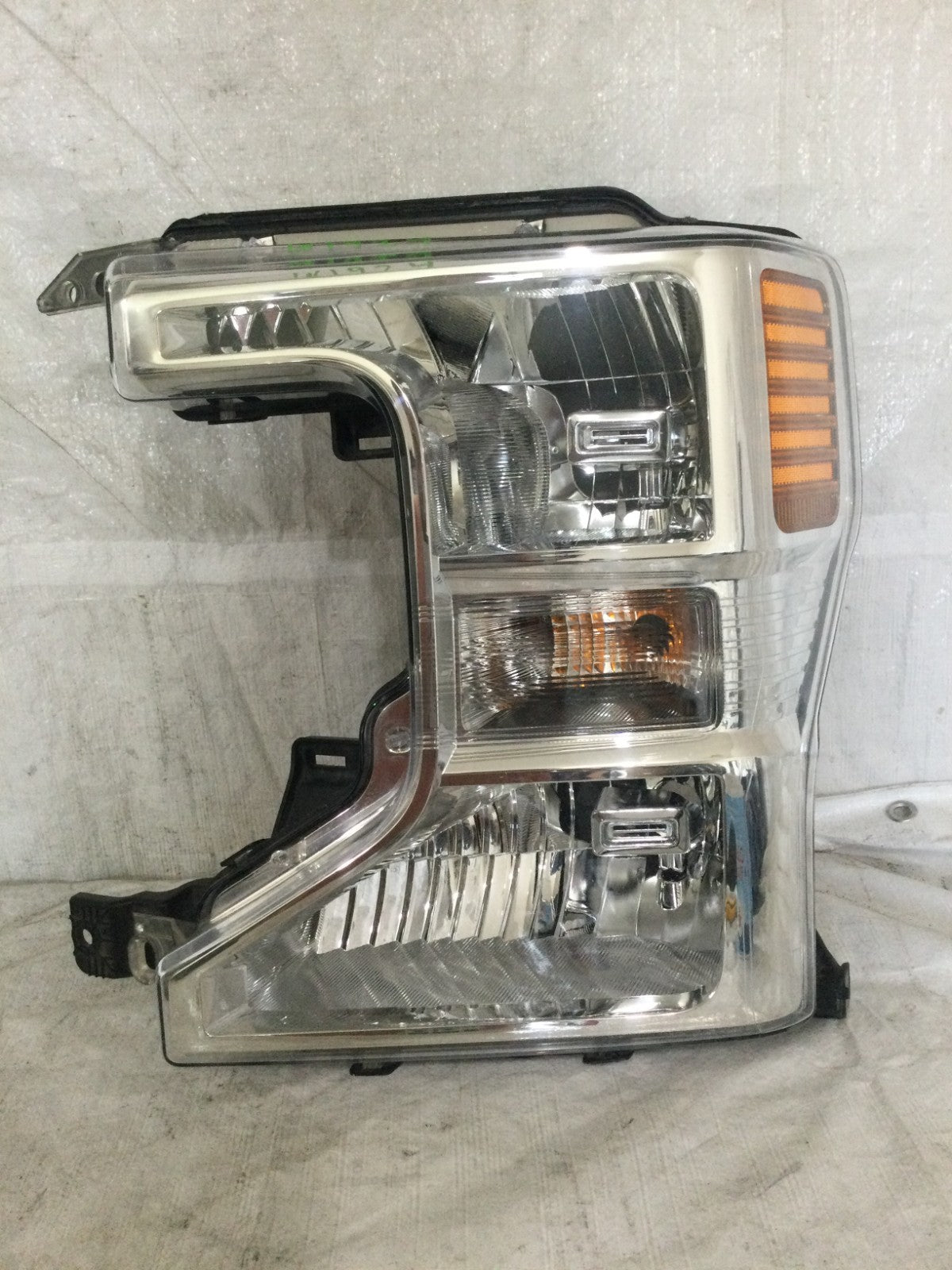 2020-2022 Ford F350 F-350 Super Duty Left Headlight Halogen OEM LC3B-13006-AD