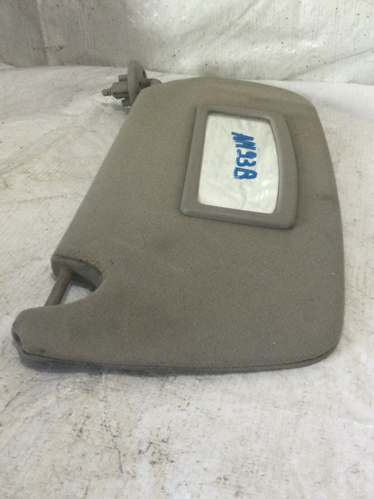 2003-2006 Dodge Ram 2500 Right Passenger Sun Visor RH OEM