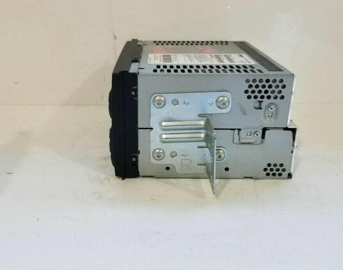 2007 Nissan Versa AM/FM Radio CD Player OEM 28185 EM30A OEM