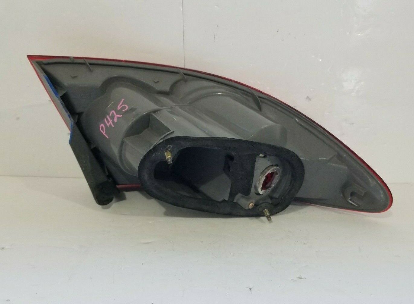 2004-2005 Mazda 6 Sedan Tail Light Lamp Right Passenger OEM RH