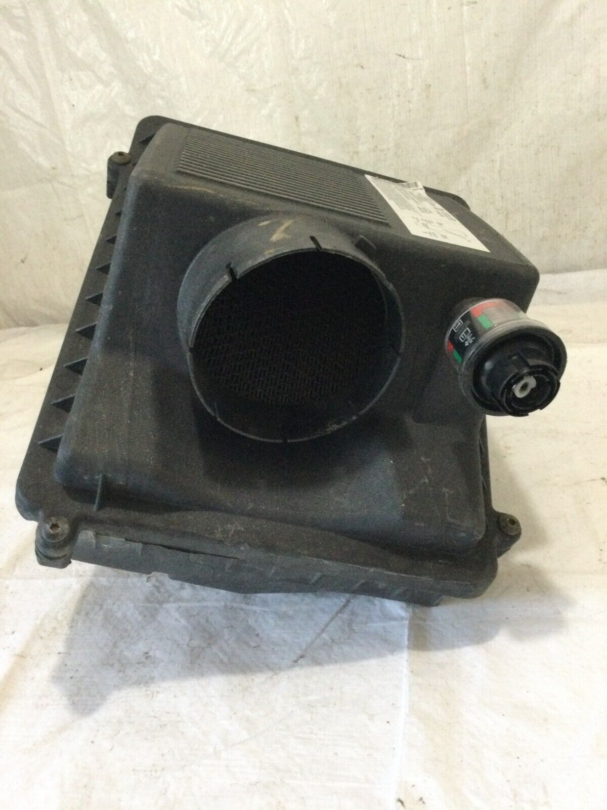 2003-2006 Chevrolet Silverado 1500 Engine Air Cleaner Filter Box OEM