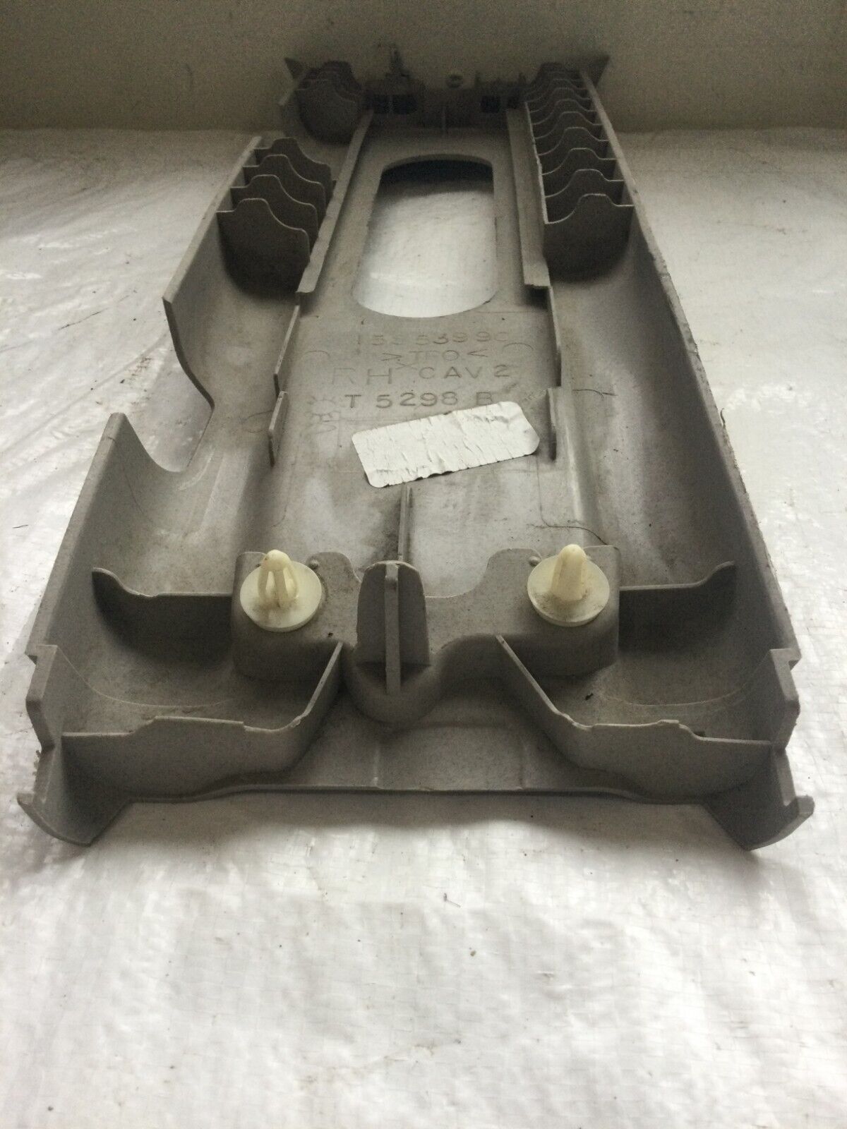 2007 Chevrolet Silverado 1500 Right Side A Pillar Trim OEM 15853990