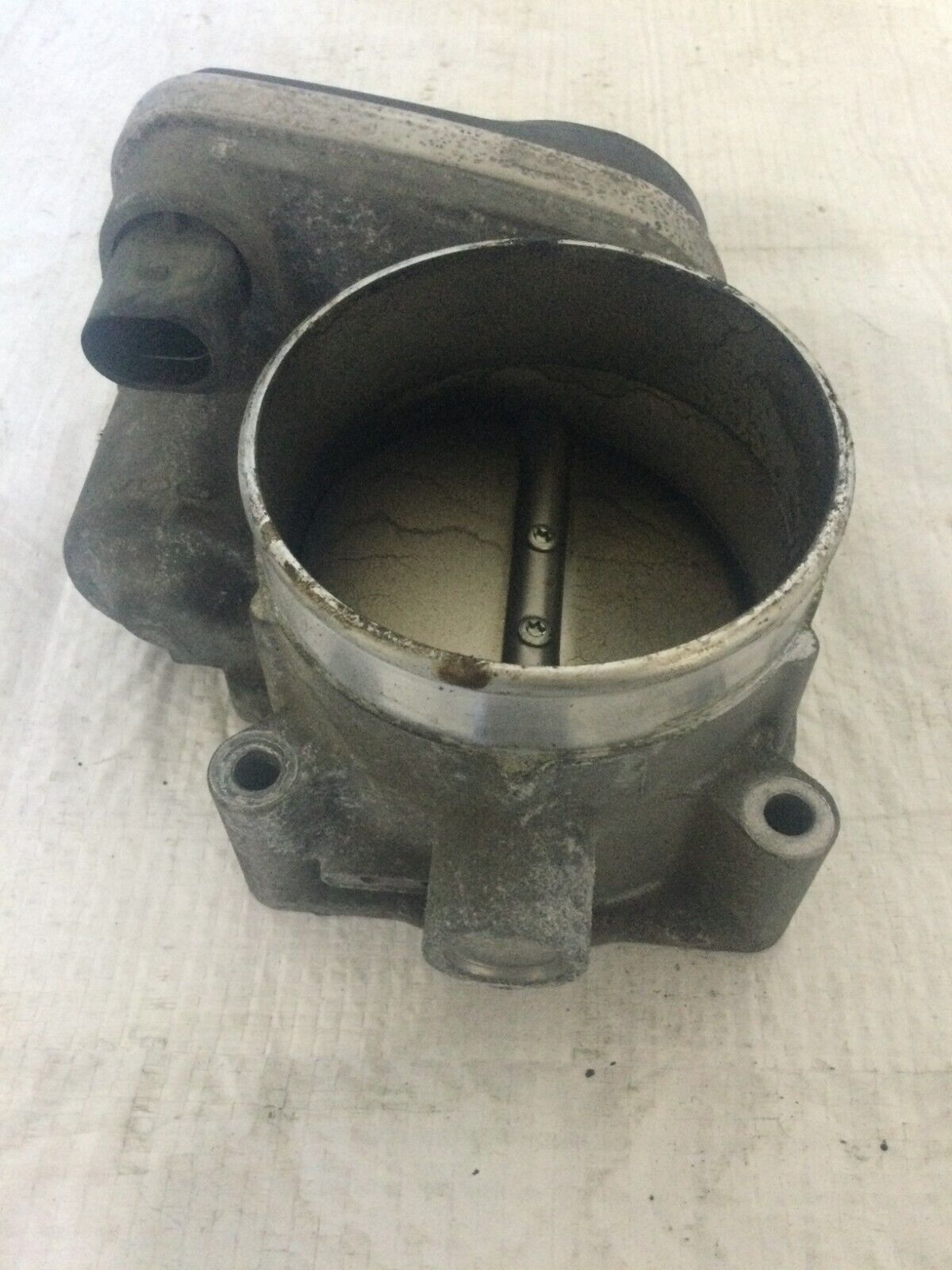 2003-2004 Dodge Ram 1500 Throttle Body Valve Assembly  5.7L 53032120AC