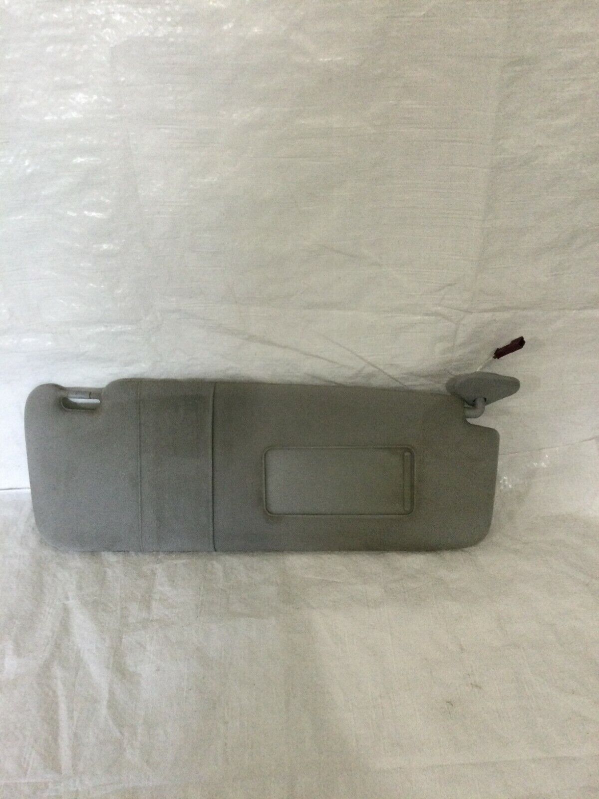 2006 BMW 750Li Sedan Right Sun Visor OEM RH