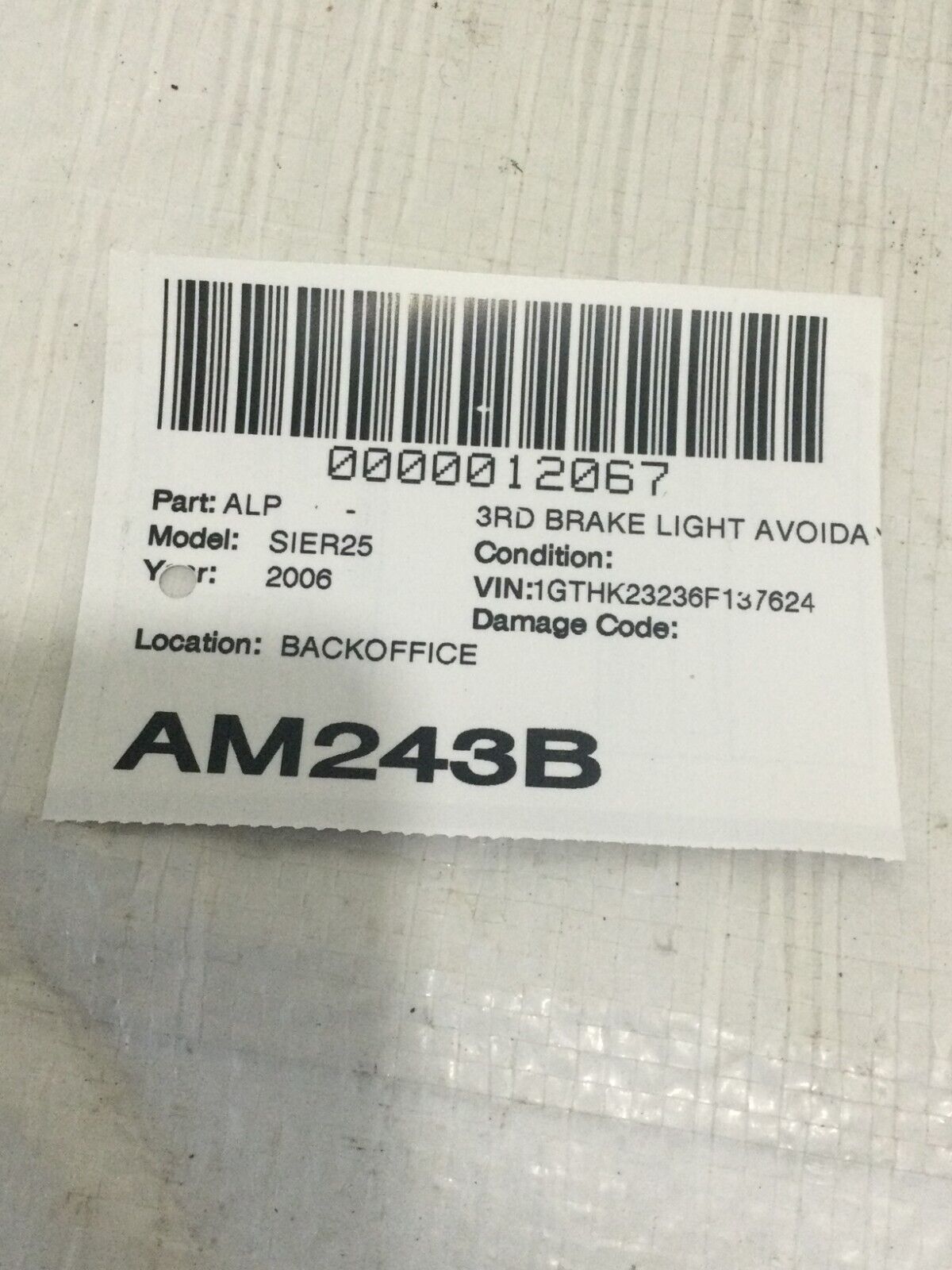 2006 GMC Sierra Third Brake 3rd Brake Light 16525205 OEM