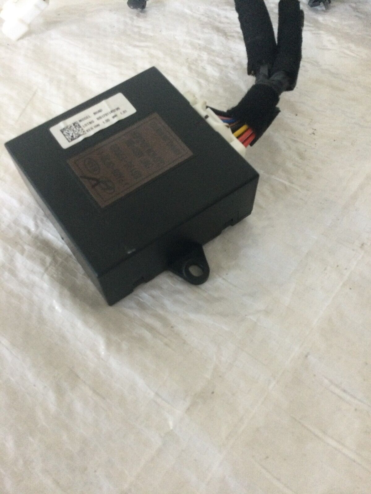 Hyundai Elantra 2017-2018 Hyundai 89196F2000 Rear Seat Heater Control Module OEM