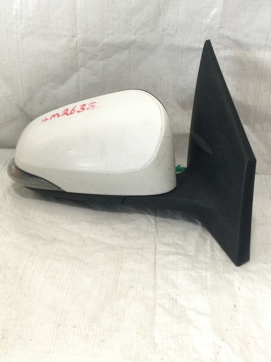 2014-2019 Toyota Corolla Heated Right Passenger View Door Mirror W/ Signal White
