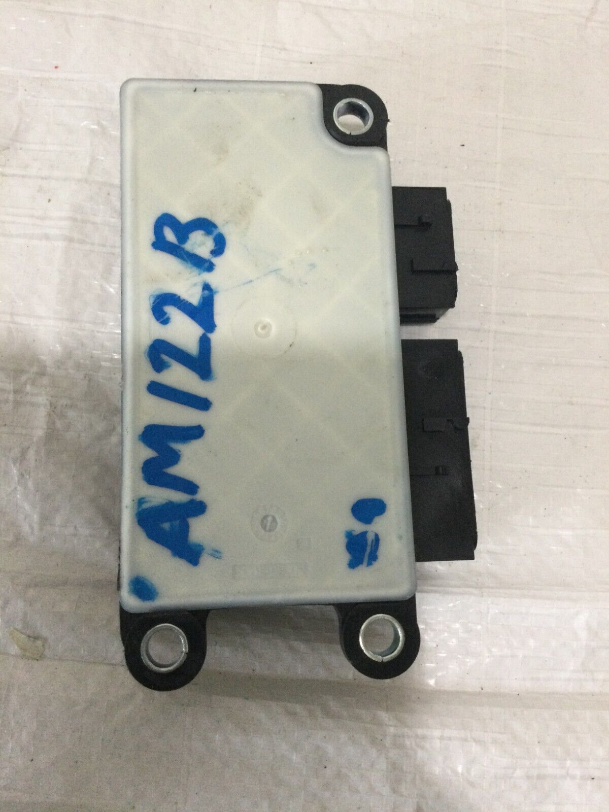 2018 2019 2020 Buick Regal Sportback SRS Restraint Control Module OEM 13526700
