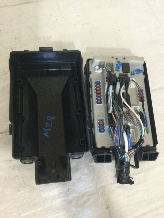 2012 Infiniti G37 Engine Fuse Box OEM VQ37VHR