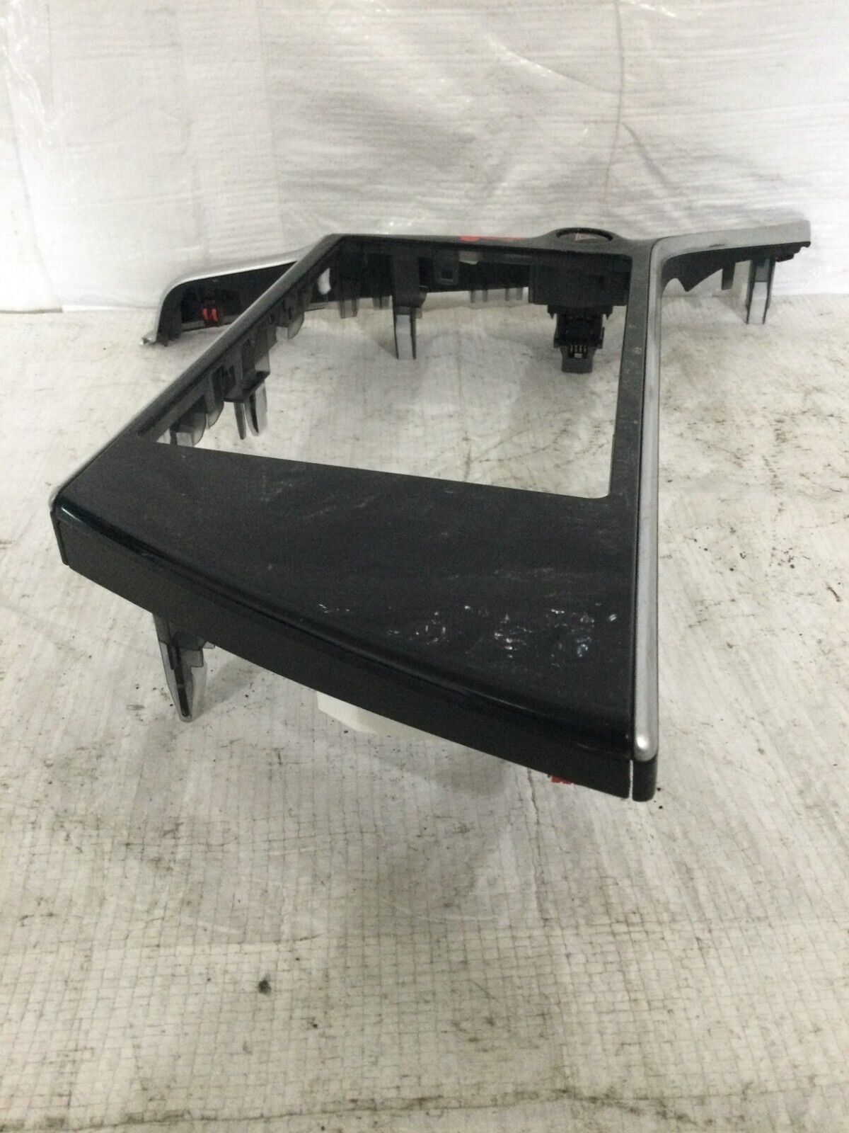 2017 2018 2019 Toyota Corolla Dash Radio Trim Bezel w/ Hazard Switch 55405-02E50