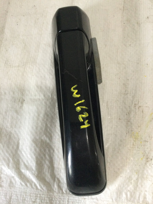 2013-2018 Ram 1500 Front Right Exterior Door Handle 1GH18DX8AD OEM