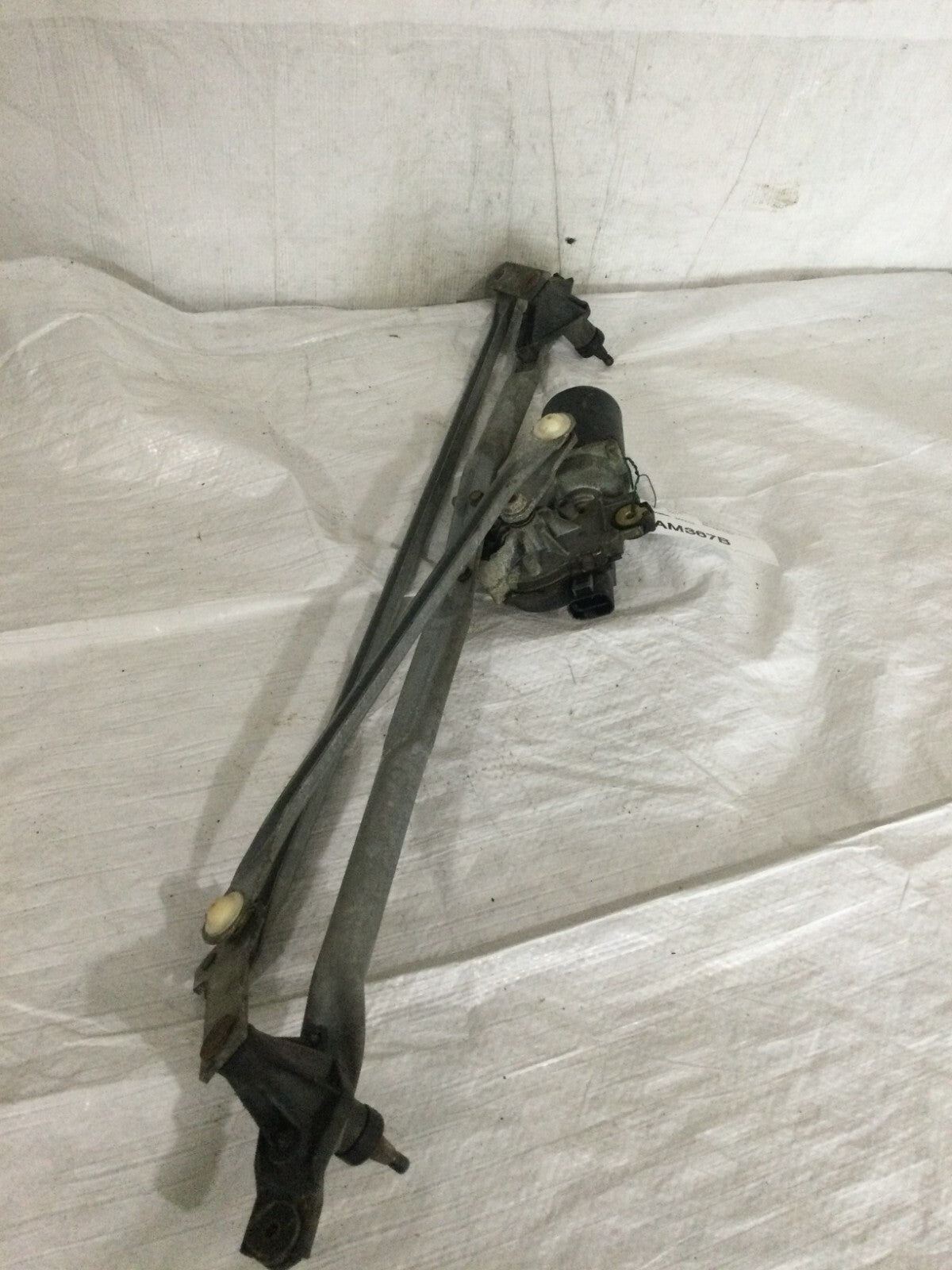 2001 Chevrolet Silverado 2500 Windshield Wiper Motor With Linkage OEM