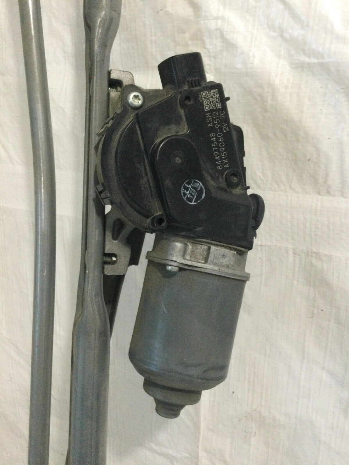 2019-2021 GMC Sierra 1500 Front Windshield Wiper Motor W/ Linkage 84497548 OEM