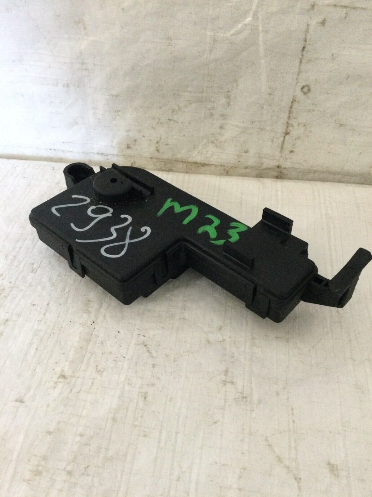 2004 Volvo S60 Moon Roof / Sun Roof Module 9483102 OEM