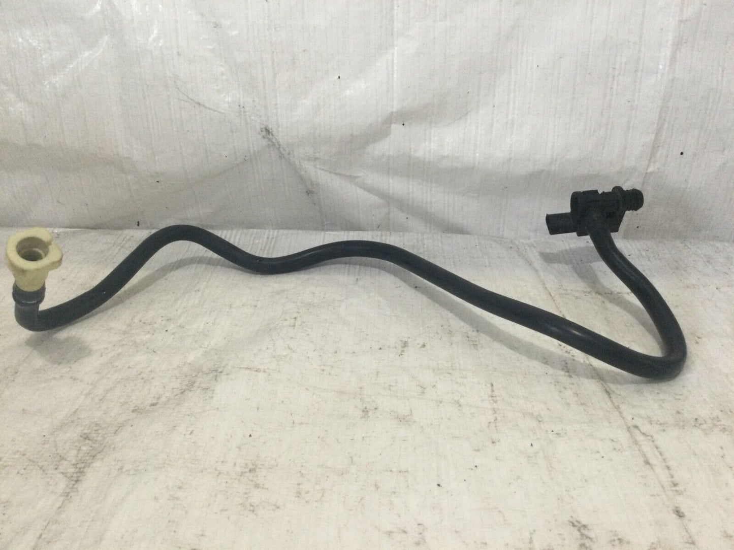 2017 Chevrolet Cruze Vacuum Hose 13581099 OEM