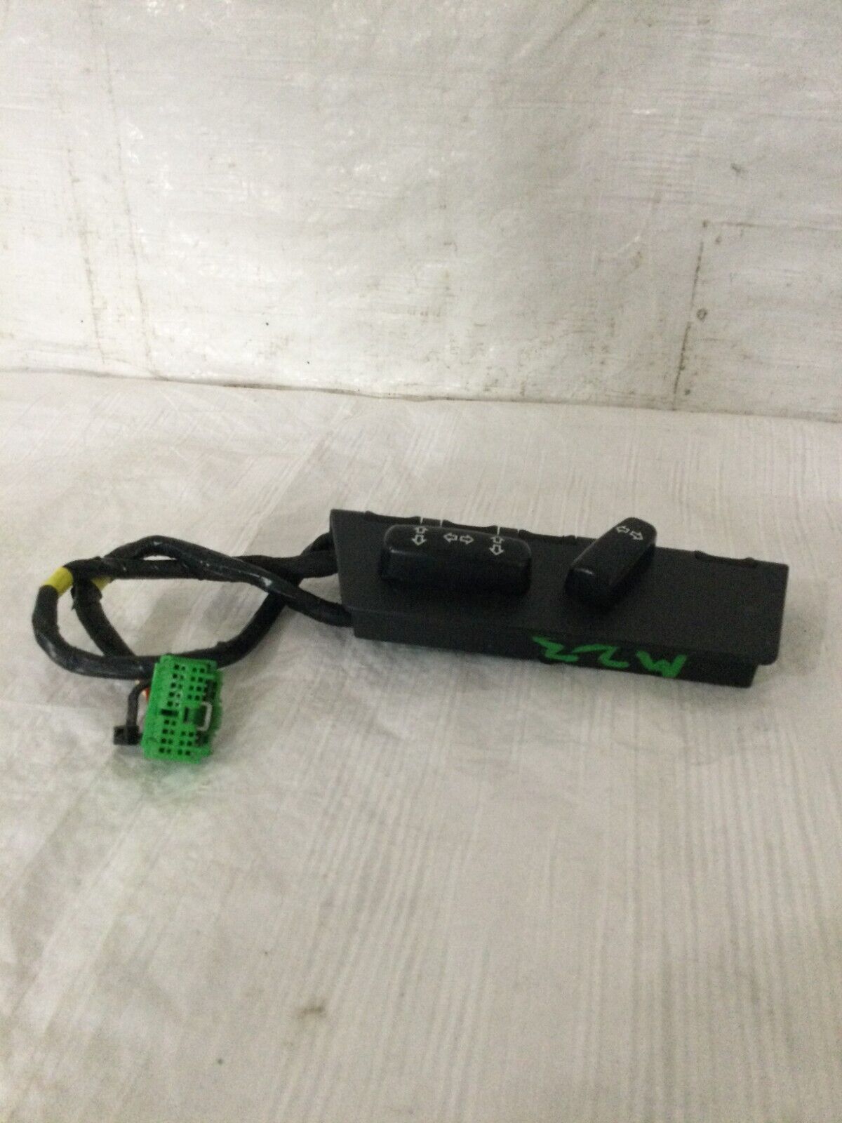 2004 Volvo S60 Left Driver Power Memory Seat Switch Control Panel 39980245 OEM