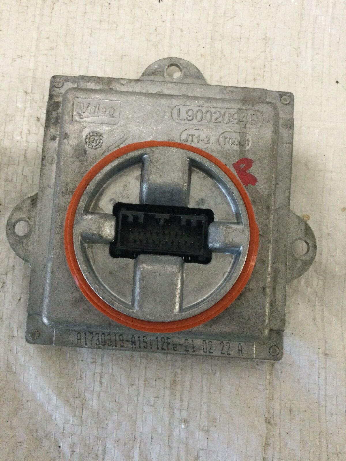 2017 GMC Sierra 3500 Right Headlamp Ballast Module OEM L90020949