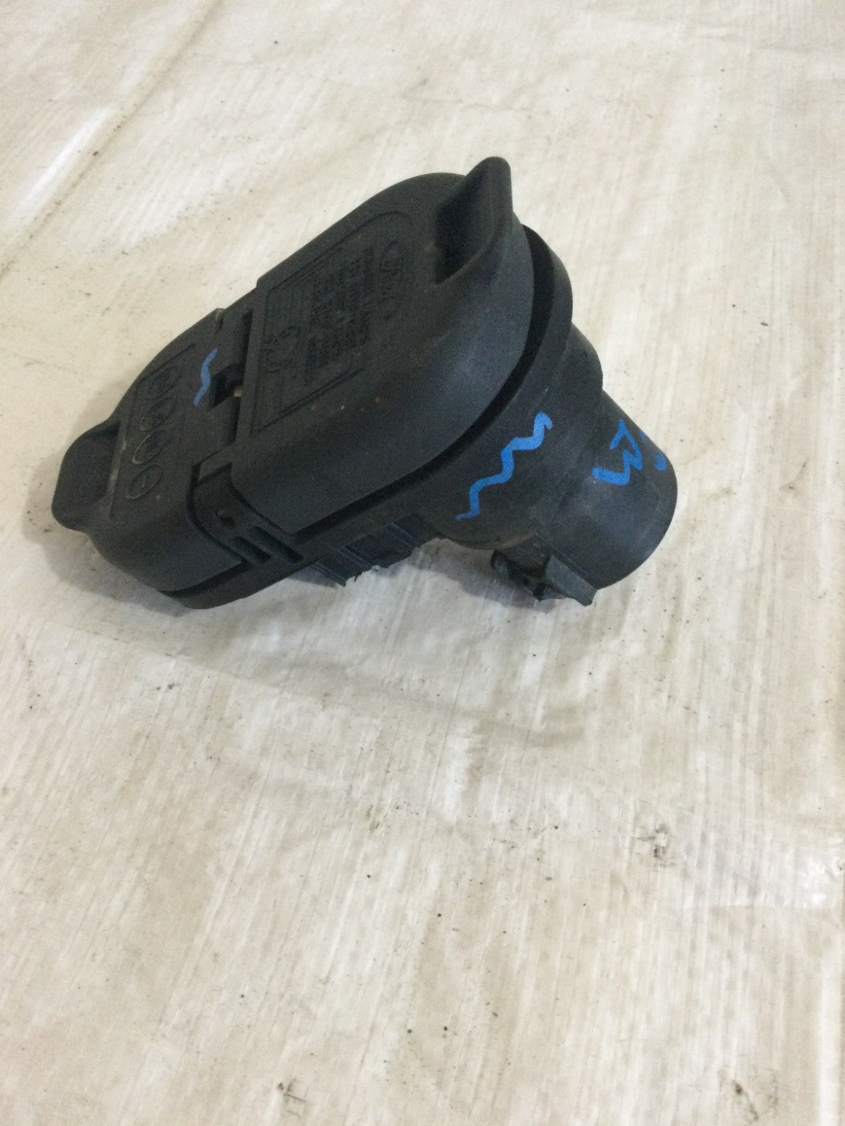 2018 Ford F150 F-150 5.0L Rear Trailer Wiring Connector OEM 6447302