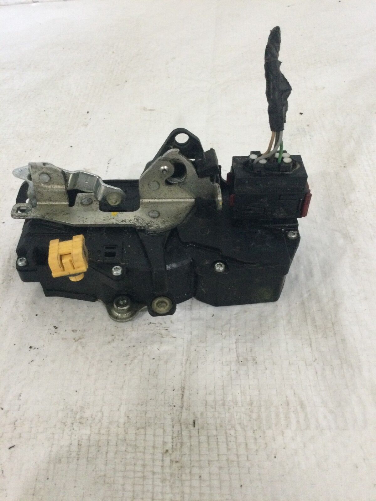2005-2007 Hummer H2 Front Left Door Lock Latch Actuator OEM