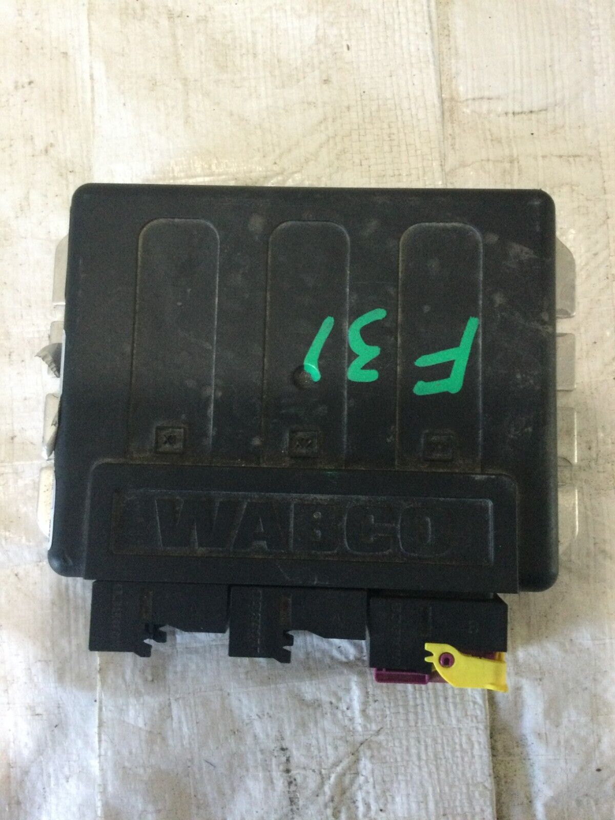 2021 RAM 3500  Air  Suspension  Control  Module  OEM
