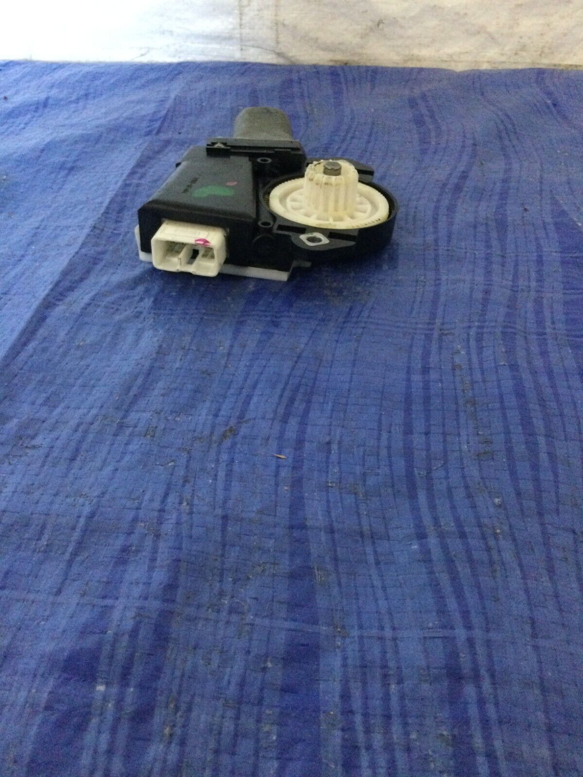 2007 Cadillac Escalade Sun Roof  Motor OEM
