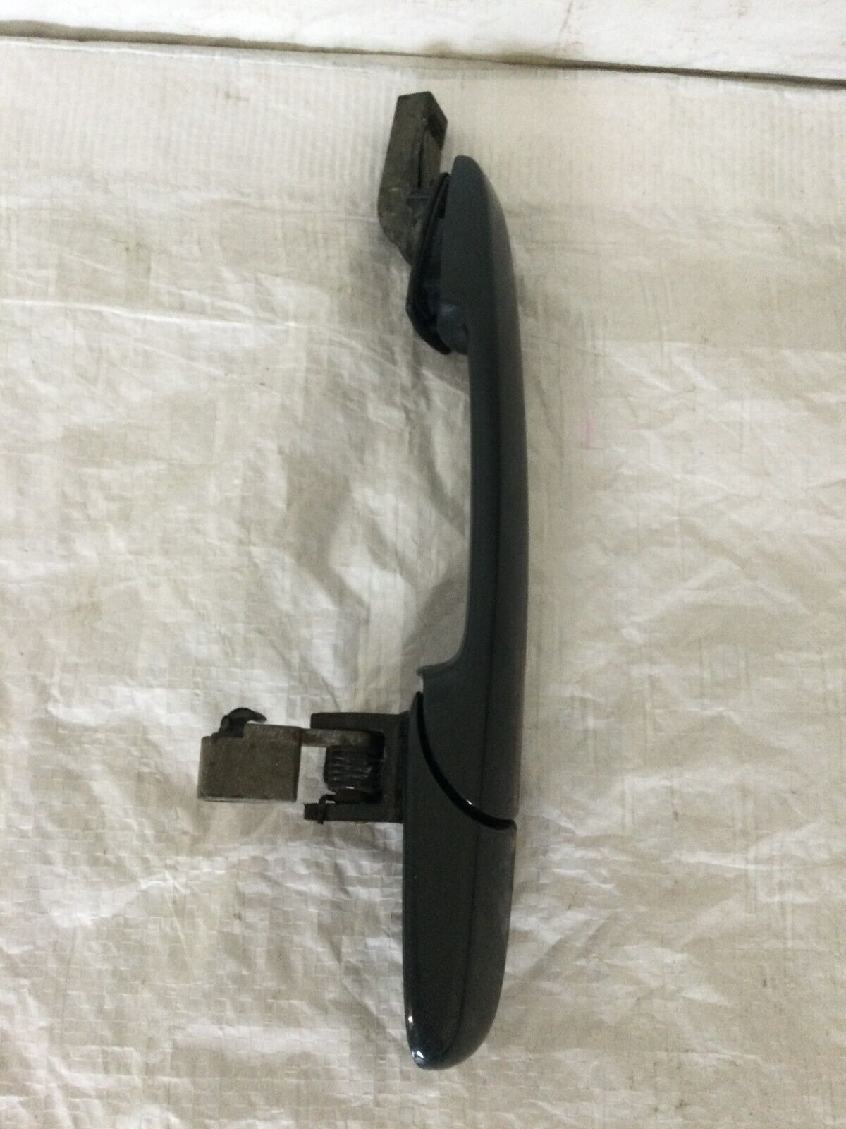 2005 Mazda 6 Front Right Passenger Exterior Door Handle OEM 