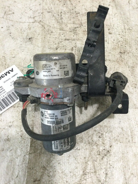 2013 Ram 1500 Pickup Brake Booster Vaccume Pump 3.6L 04581581AB OEM ( DAMAGED )
