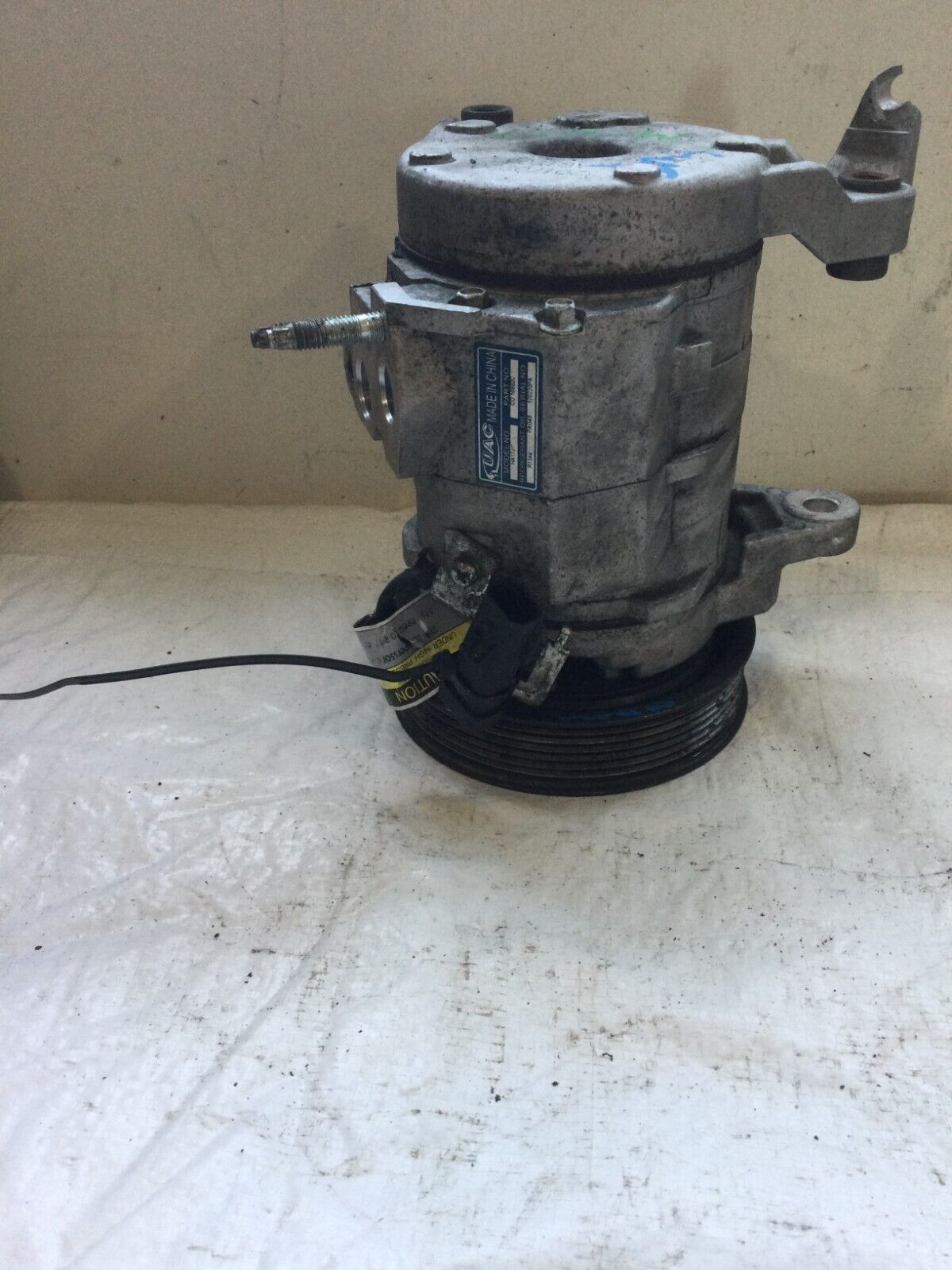 2004_2007 DODGE PICKUP 1500 A/c Air Compressor  5.7L