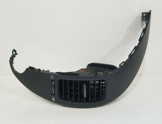 2014-2016 Kia Forte Air Vent Grille Duct Assembly Outer Front Right OEM
