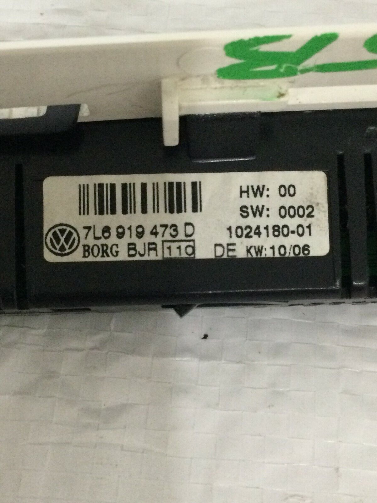 2007 Volkswagen Touareg Park Assist Display Unit OEM 7L6919473D