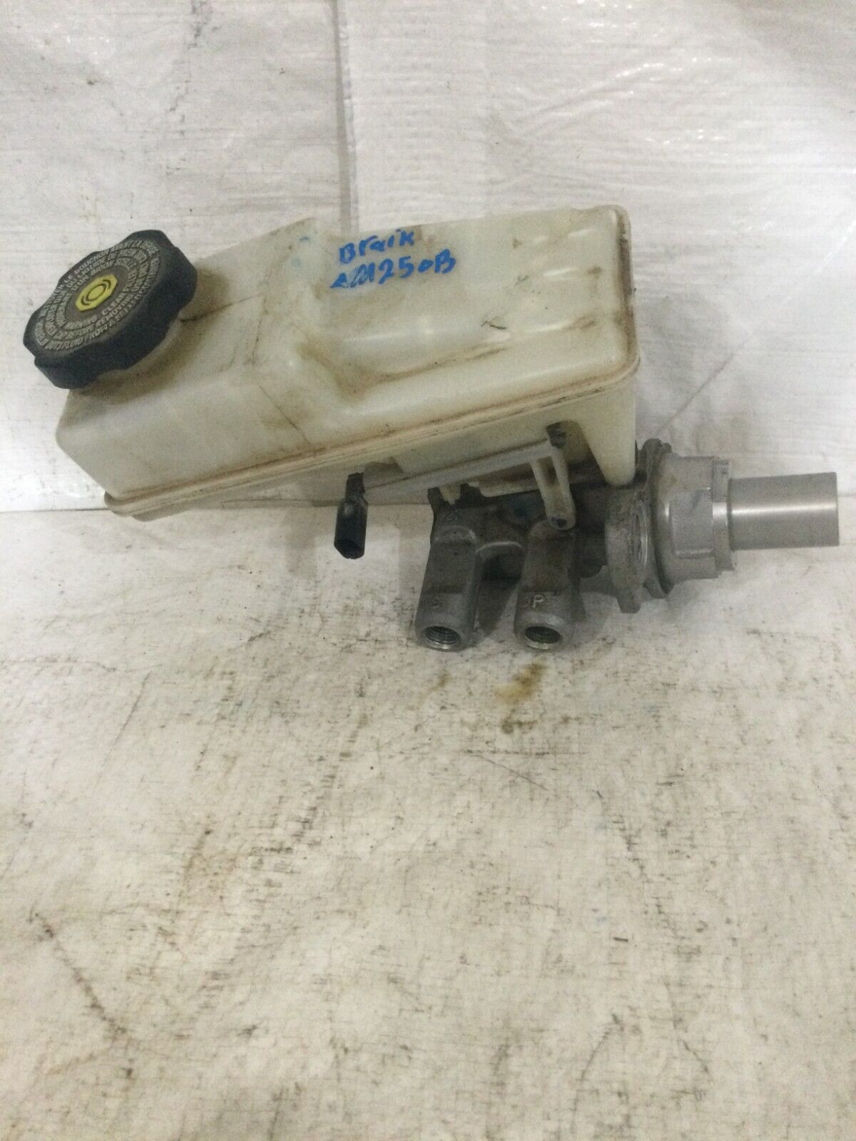 2019-2021 Chevrolet Blazer Master Brake Cylinder W/ Reservoir OEM 3.6L