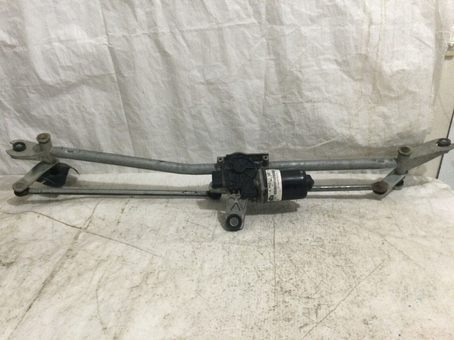 2007 Dodge Ram 3500 Front Wiper Motor W/ Linkage OEM 6.7L Diesel