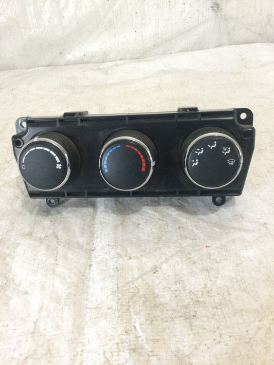 2013 Jeep Wrangler  Automatic Temperature A/C Heater  Control P55111155AF OEM