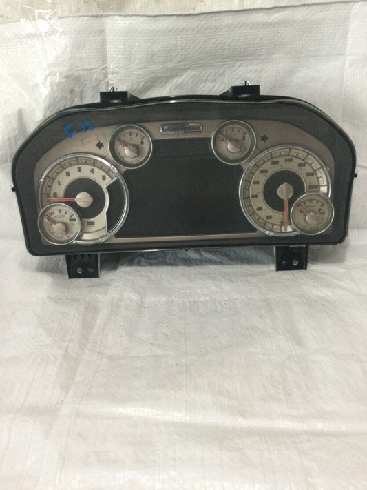 2014 Dodge Ram 1500 3.0L Diesel Longhorn Speedometer Instrument Cluster KPH OEM