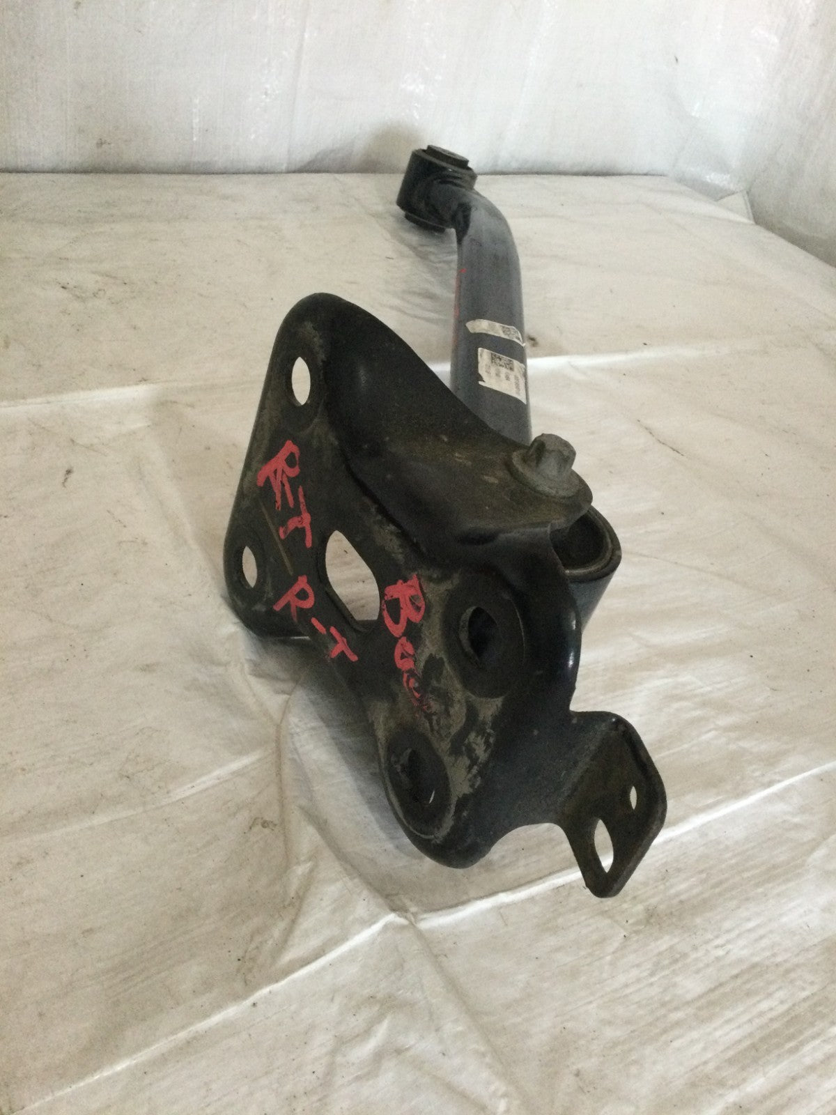 2019 Jeep Compass Rear Right Upper Control Arm/Wishbone OEM 00519598100