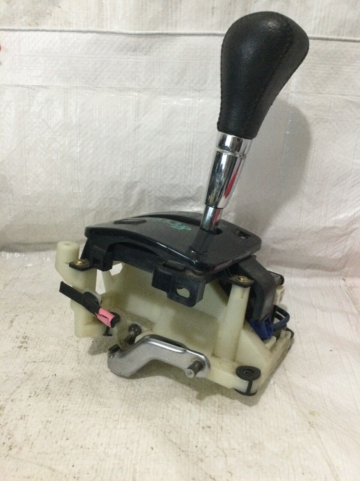 2003 Toyota Highlander Automatic Transmission Gear Floor Shifter Lever OEM