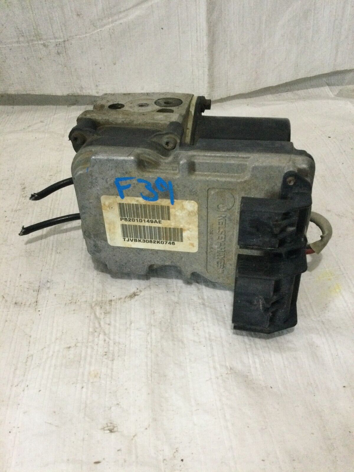 2003 Dodge Ram 2500 Anti-lock Brake Parts 52010149AE OEM