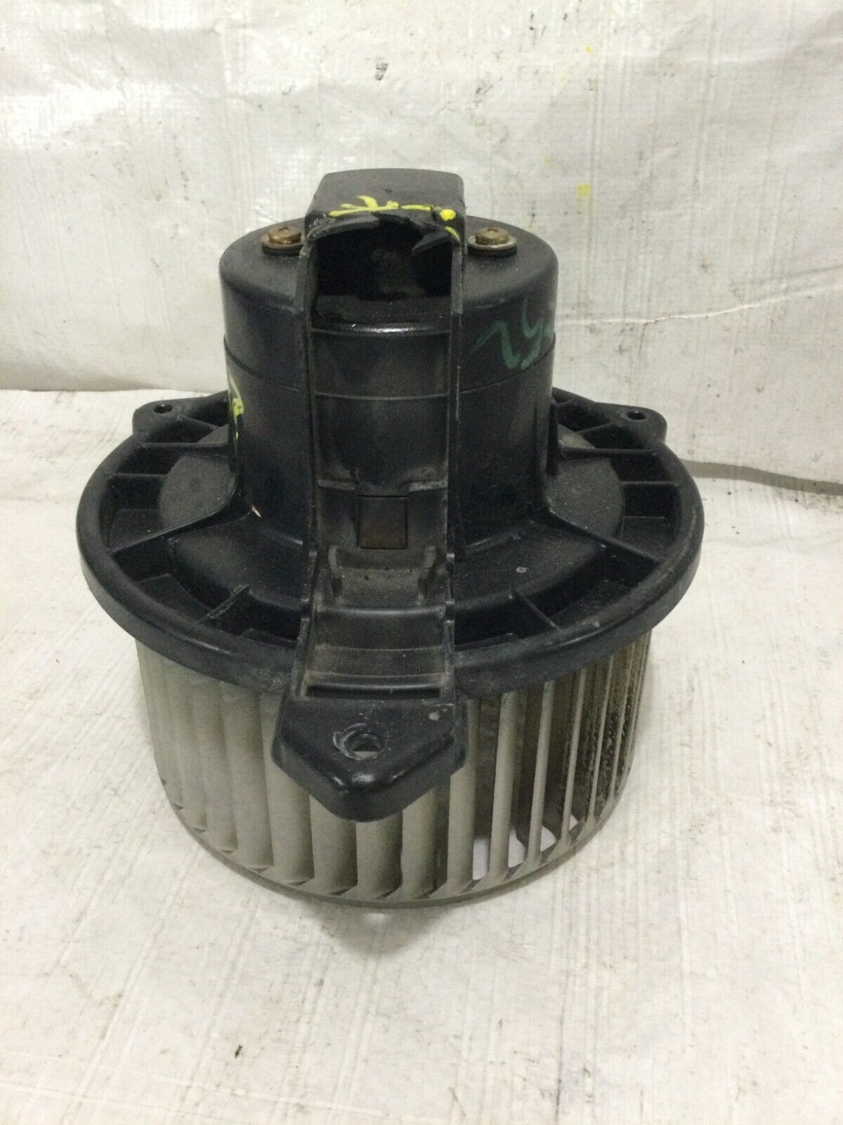 2005 Dodge Ram 1500 A/C Heater Blower Motor OEM