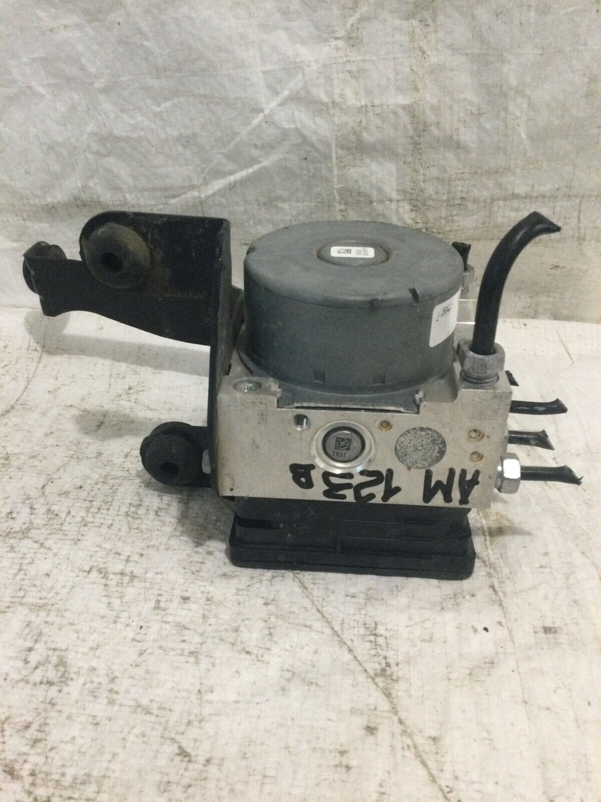 2019 Ford Escape 1.5L AT ABS Pump Control OEM GV612C405CL Module