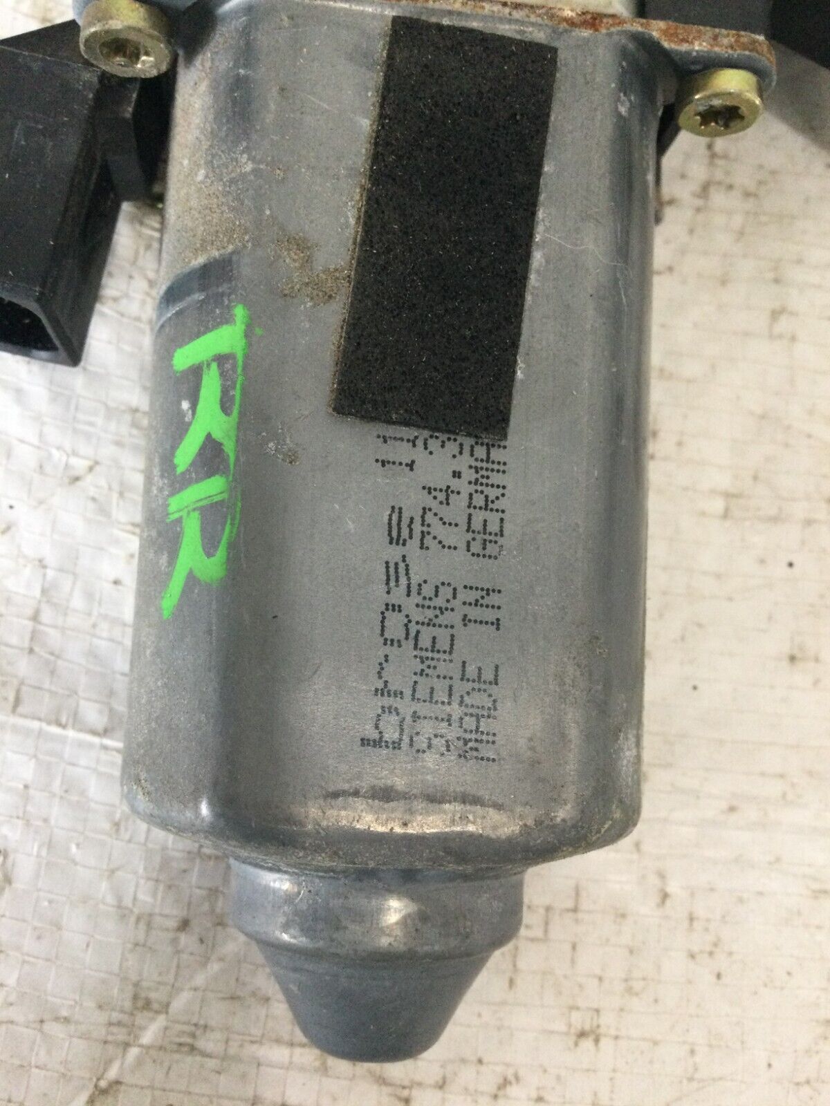 2004 Mercedes Benz S430 Rear Right Power Window Motor OEM