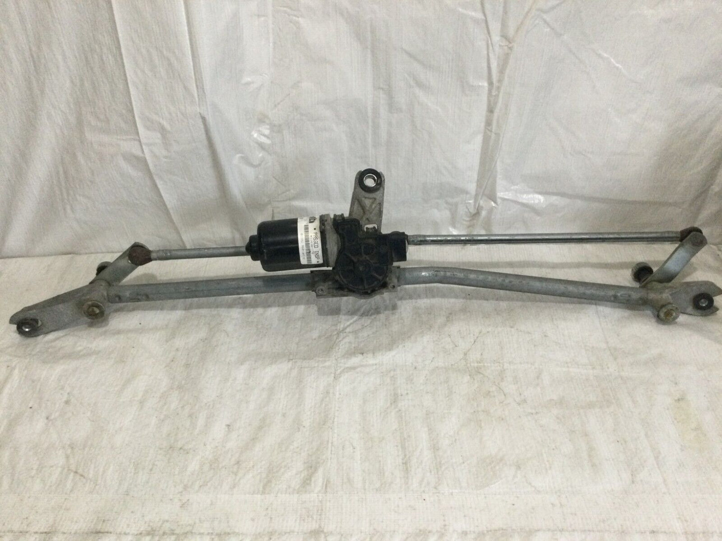 2004-2008 Dodge Ram 1500 Front Windshield Wiper Motor And Linkage OEM