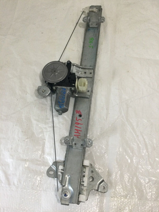 2020 Nissan Rogue Front Right Power Window Regulator Motor OEM