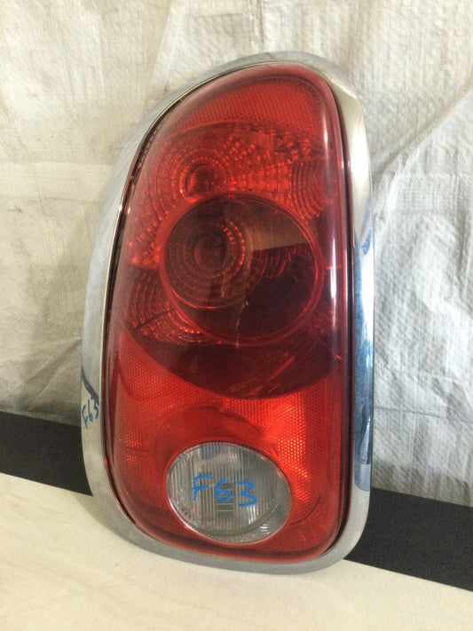 2012 Mini Cooper Countryman Left Passenger Tail Light OEM 9808151-01