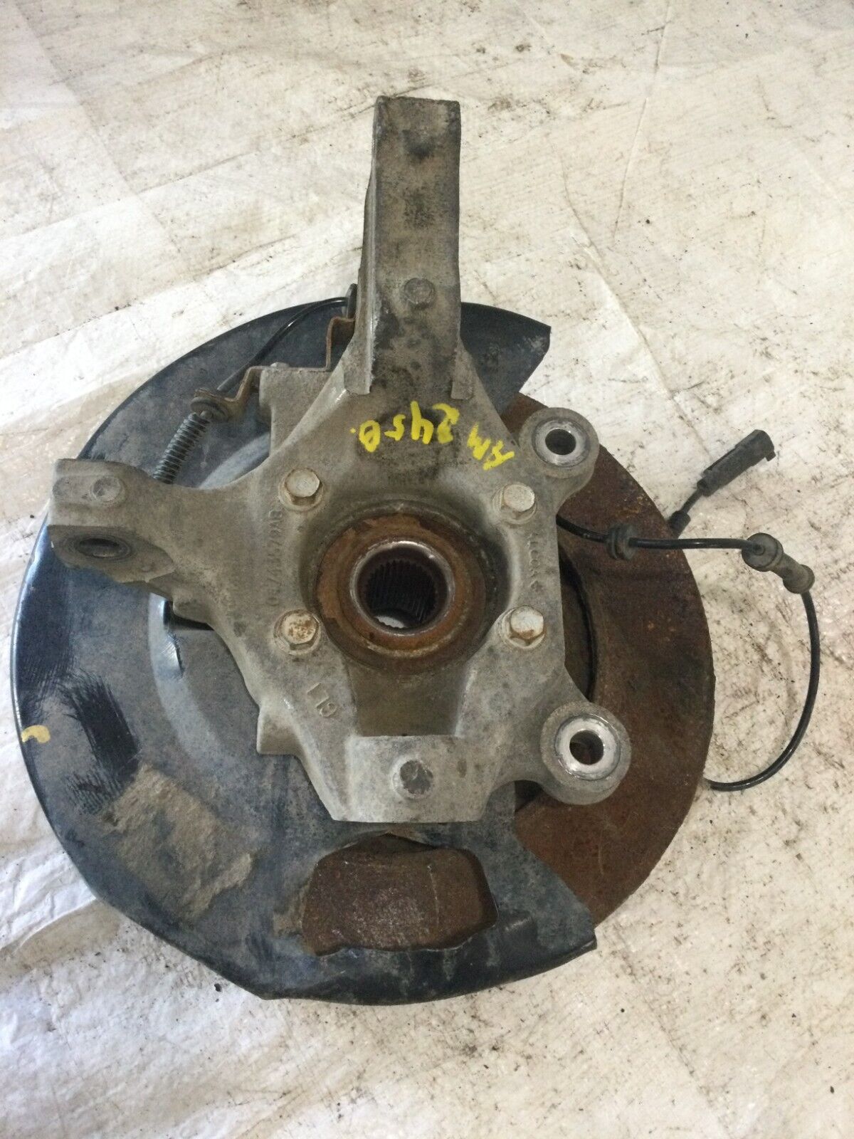 2017 Dodge Grand Caravan  Front Left Spindle Knuckle Bearing Hub 0473579AB OEM