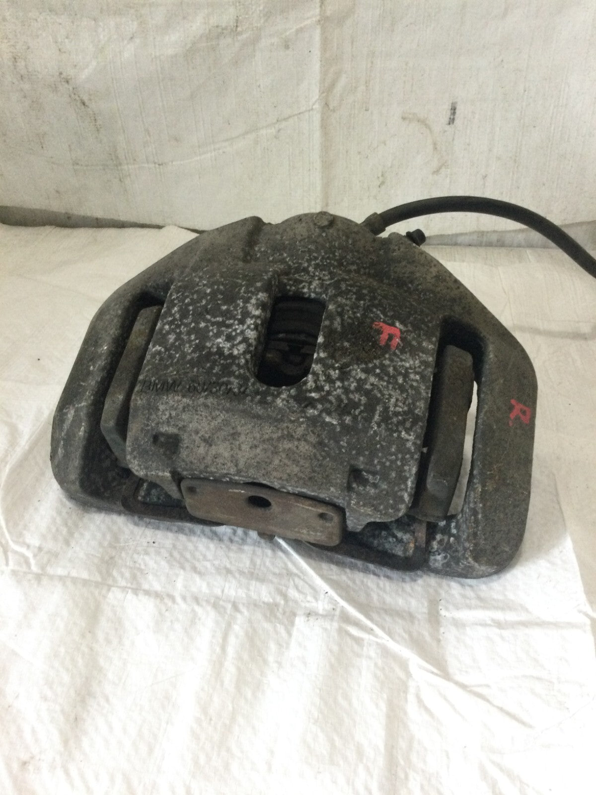 2004 BMW 745I Front Right Passenger Side Brake Caliper OEM RH