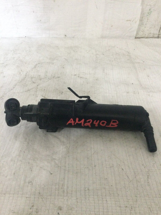 2013 Audi A4 Left Headlamp Washer Motor OEM  8K0955101D