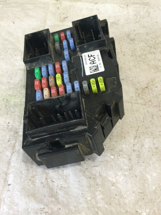 2010 GMC Sierra 2500HD Cabin Fuse Box 20828609-01 OEM