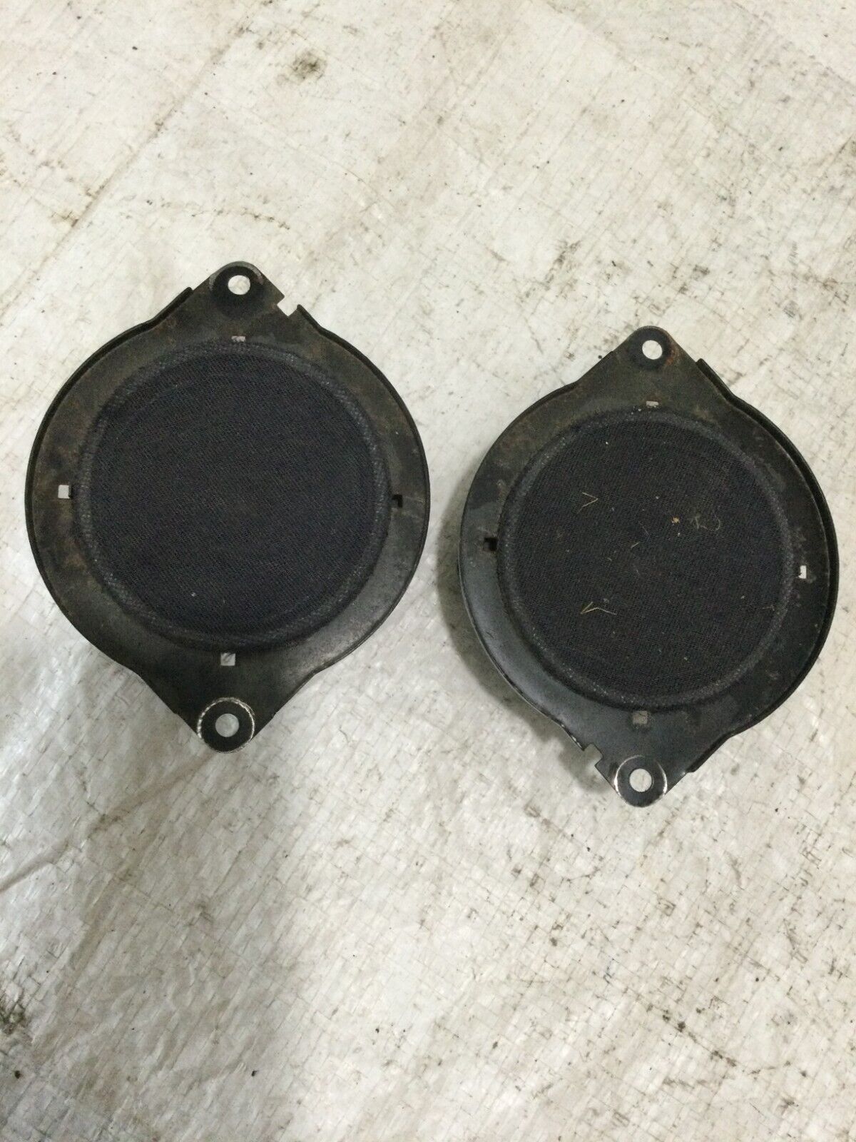 2018 RAM 1500 Front Left Right Door Speaker 05059062AA OEM