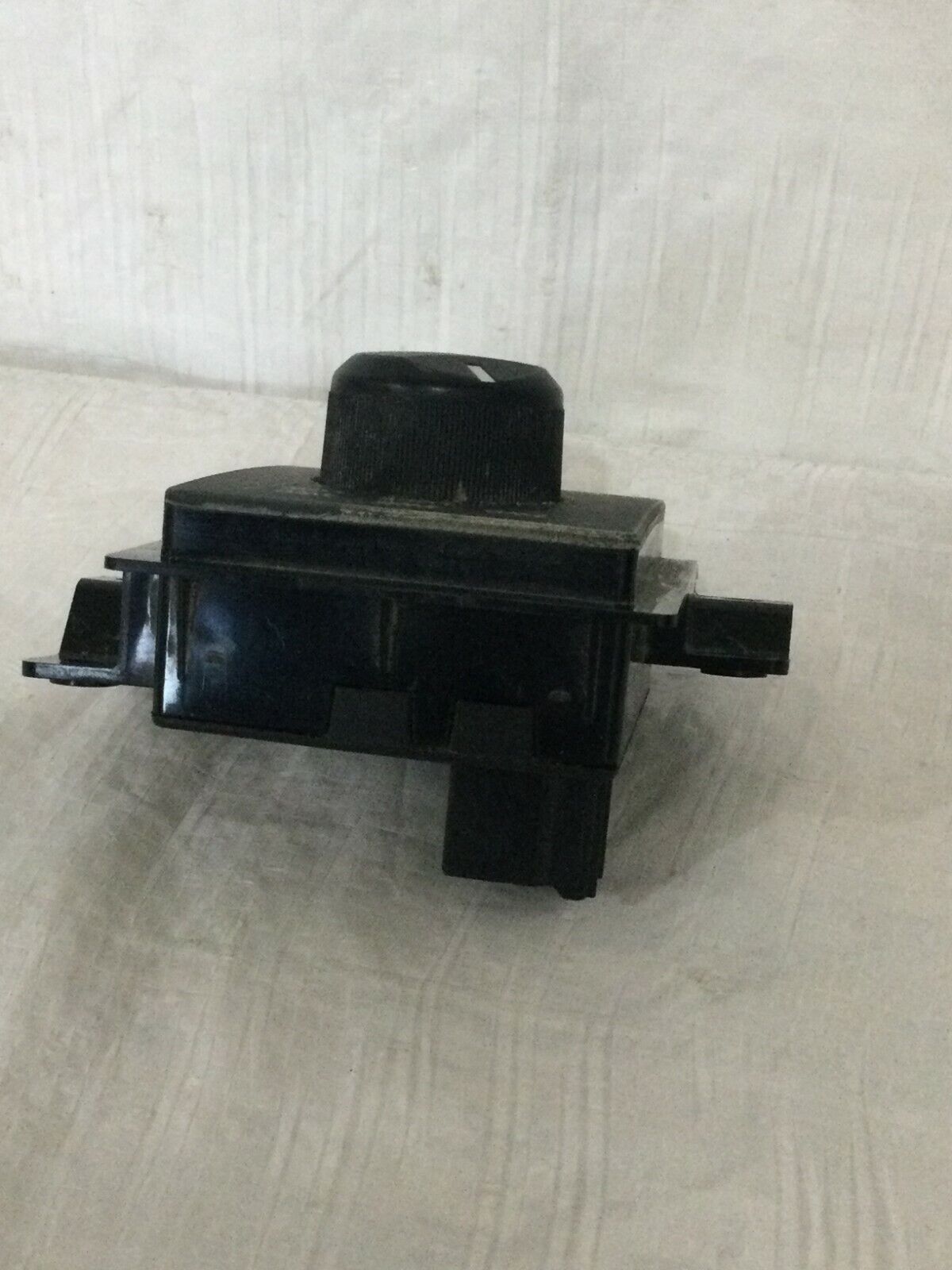 2007-2009 Dodge Ram 1500 Transfer Case Switch 68021674AA OEM 