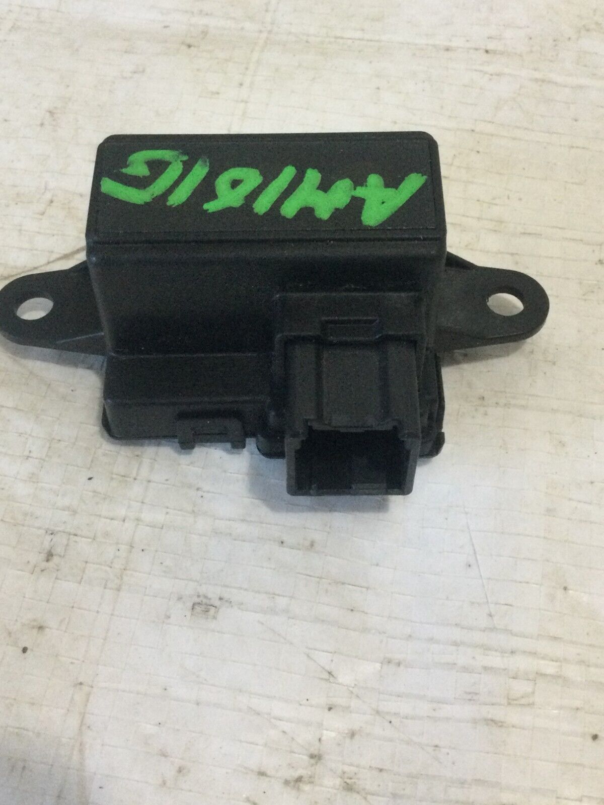 2007 Cadillac Escalade ESV Backup Reverse Parking Aid Sensor 21997869 OEM
